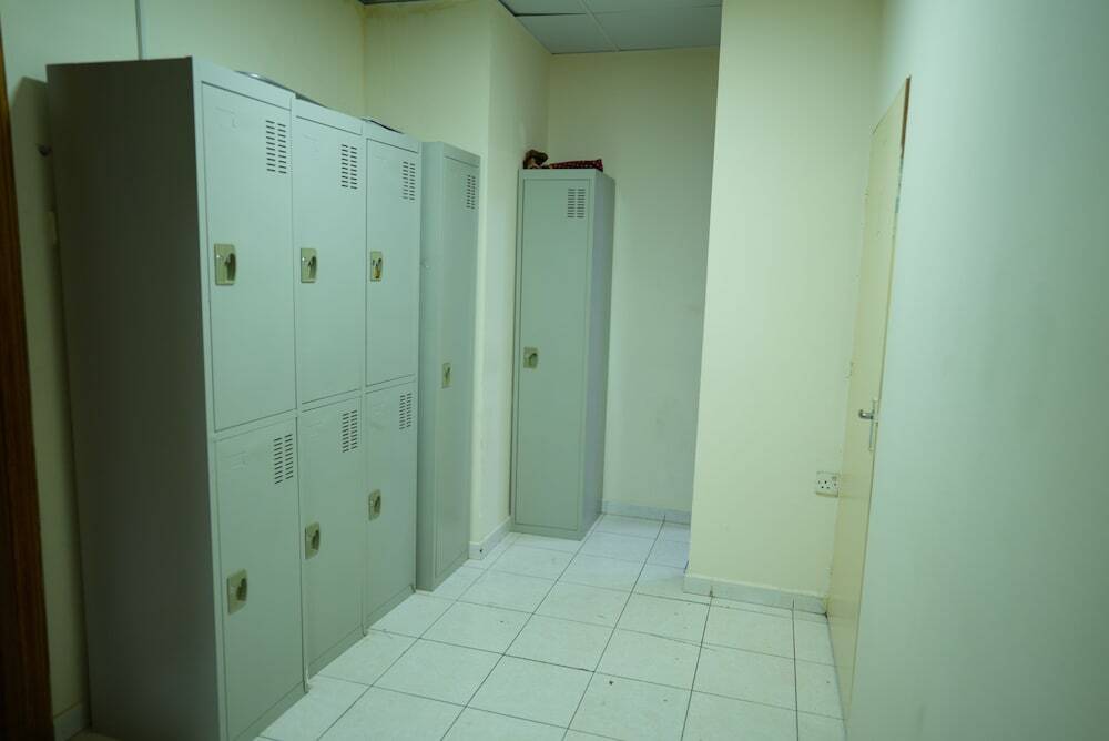 هاستل مردانه در مرکز دبی